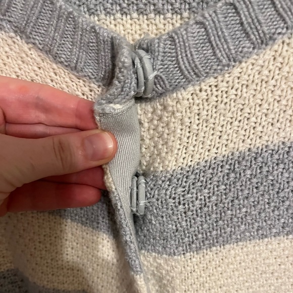 One of my favorite GAP cardigans. Beige and off white. - Picture 7 of 11